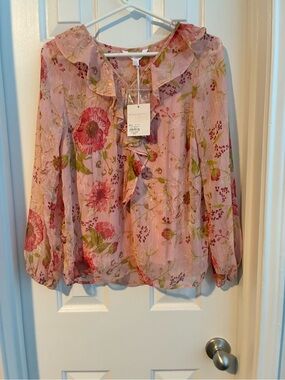 LC Lauren Conrad Pink Floral Ruffle Blouse XS